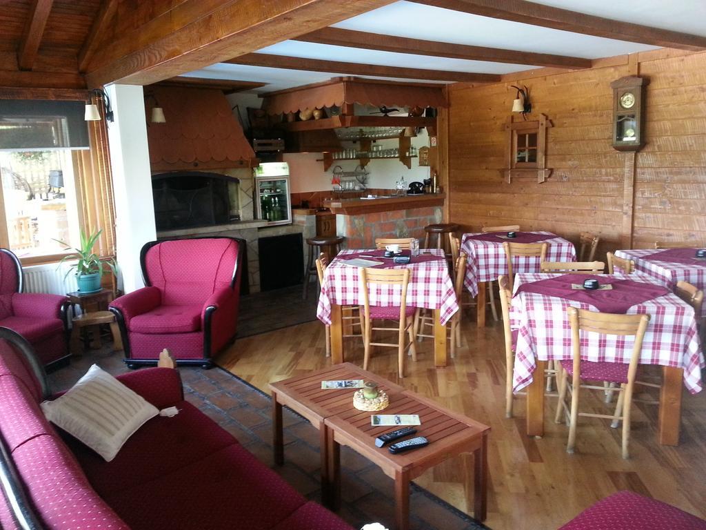Lux Smestaj Ivanjicki Konaci Ivanjica Extérieur photo
