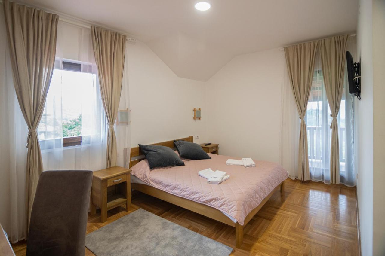 Lux Smestaj Ivanjicki Konaci Ivanjica Extérieur photo