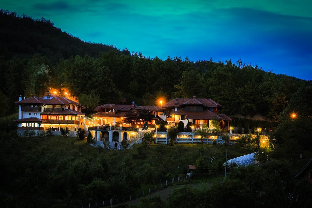 Lux Smestaj Ivanjicki Konaci Ivanjica Extérieur photo
